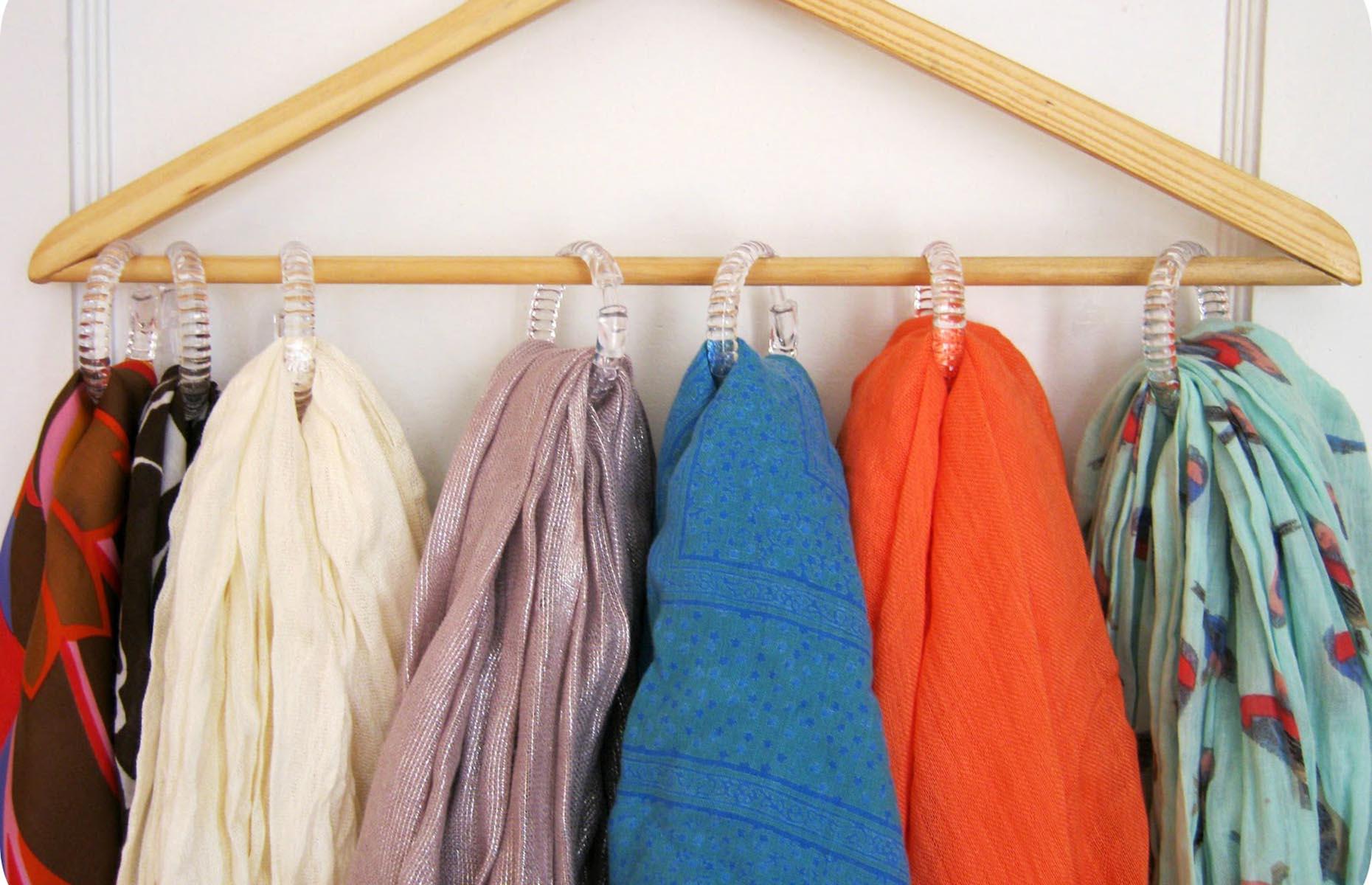 Cascade scarves with shower rings
